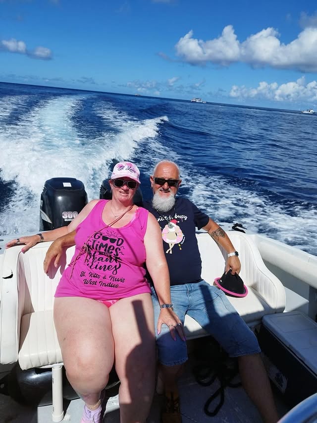 cruiseandchillboattours19