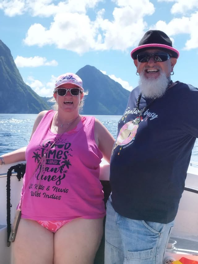 cruiseandchillboattours20